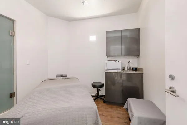 $18,000 | 210 West Rittenhouse Square, Unit 21062107, Philadelphia, PA 19103