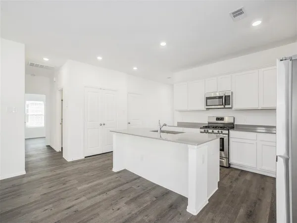 $2,390 | 3431 Autumn Russet Trail, Richmond, TX 77406