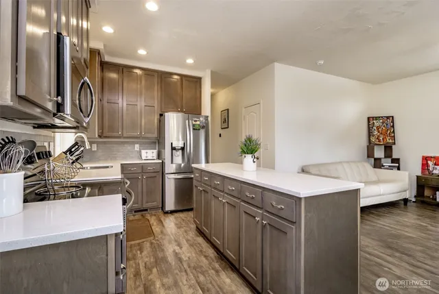 $152,500 | 2101 South 324th Street, Unit 107, Federal Way, WA 98003