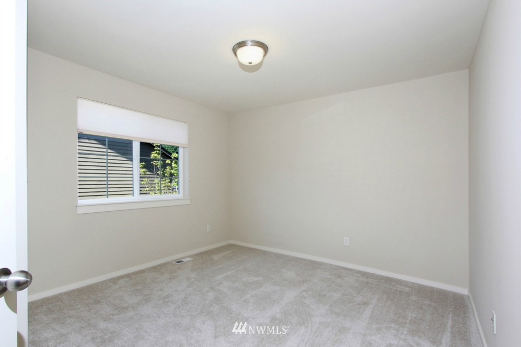 3529 217th Place Southeast Bothell, WA 98021 - Photo 14 of 18