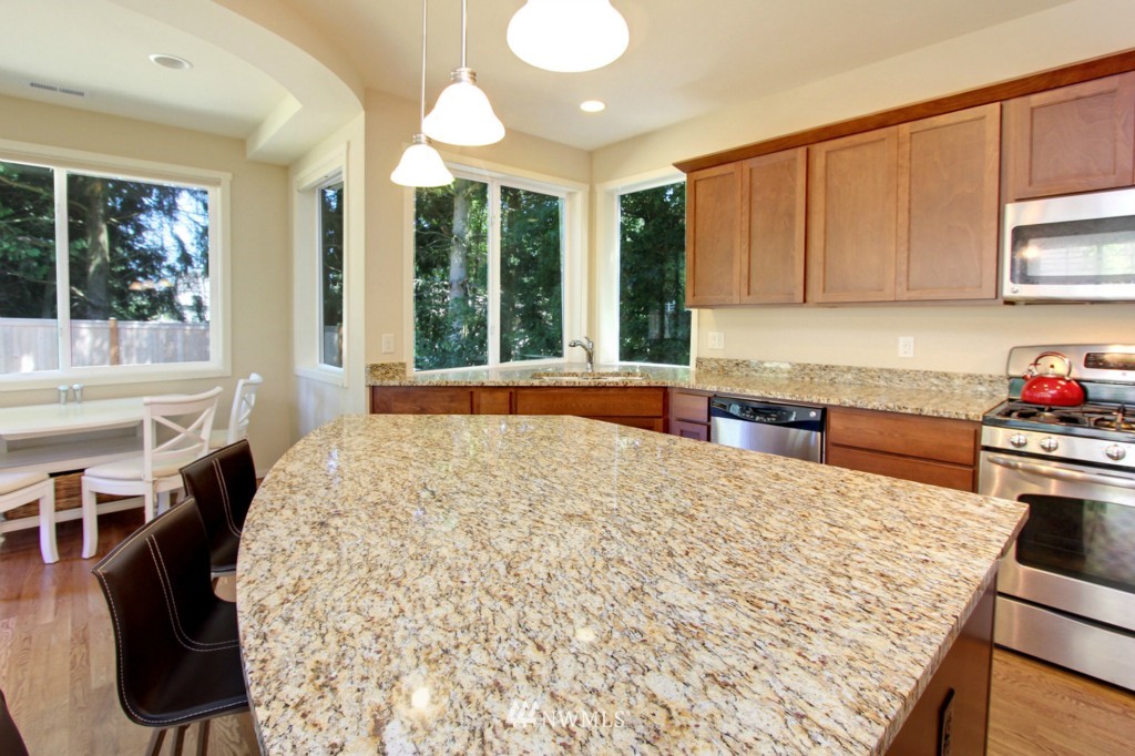 3529 217th Place Southeast Bothell, WA 98021 - Photo 6 of 18