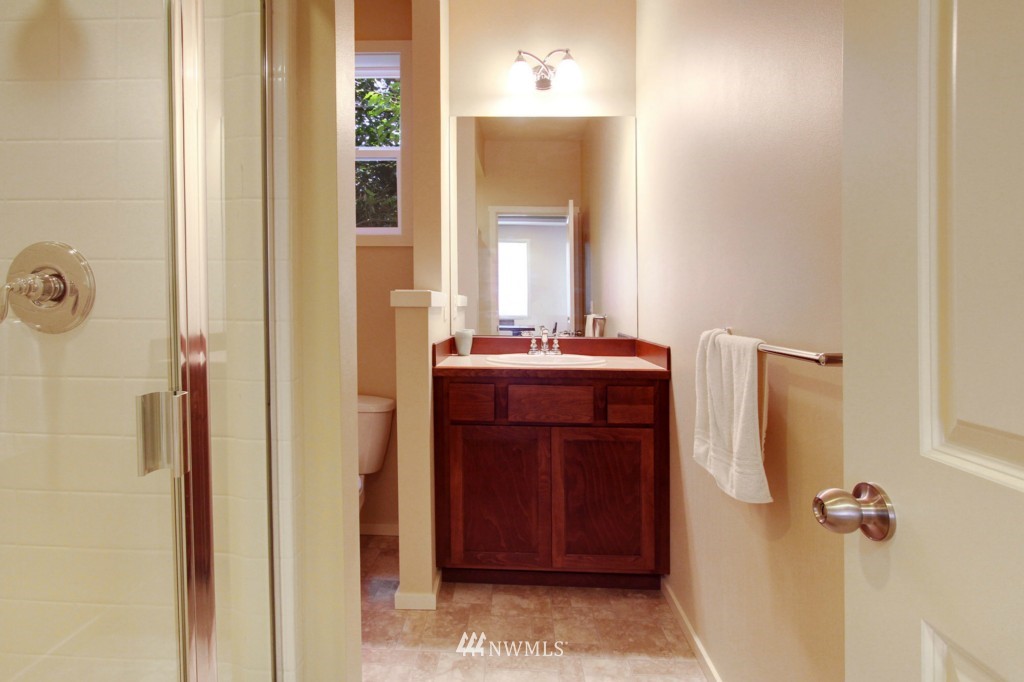 3529 217th Place Southeast Bothell, WA 98021 - Photo 9 of 18