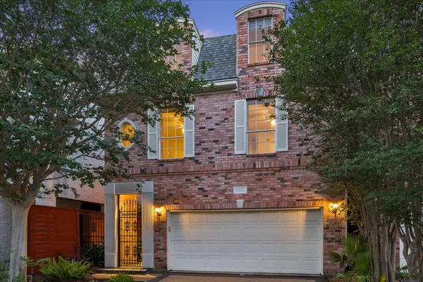 $599,900 | 5312 Hidalgo Street, Houston, TX 77056