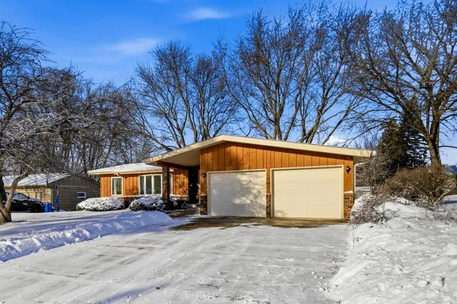 $249,900 | 530 17th Street Southwest, Owatonna, MN 55060