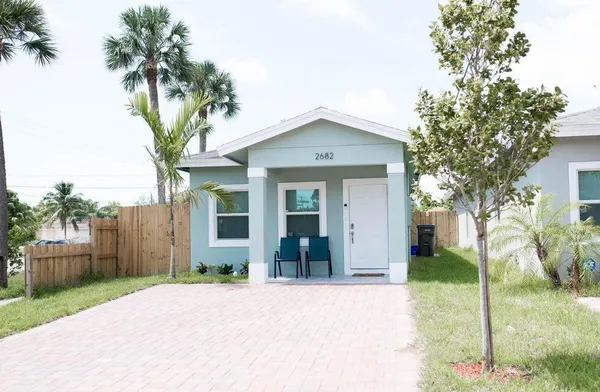 $2,900 | 2682 Nokomis Avenue, Westgate, FL 33409