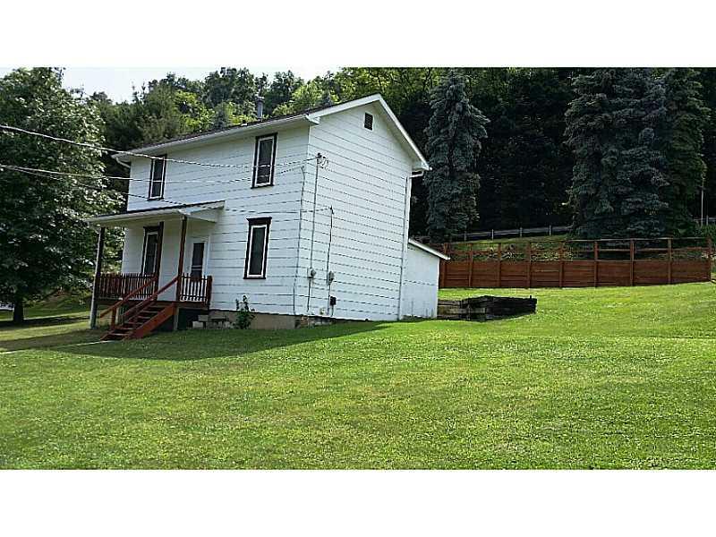 183 Old Pike Road Freeport, PA 16229 - Photo 4 of 23 Exterior Front.