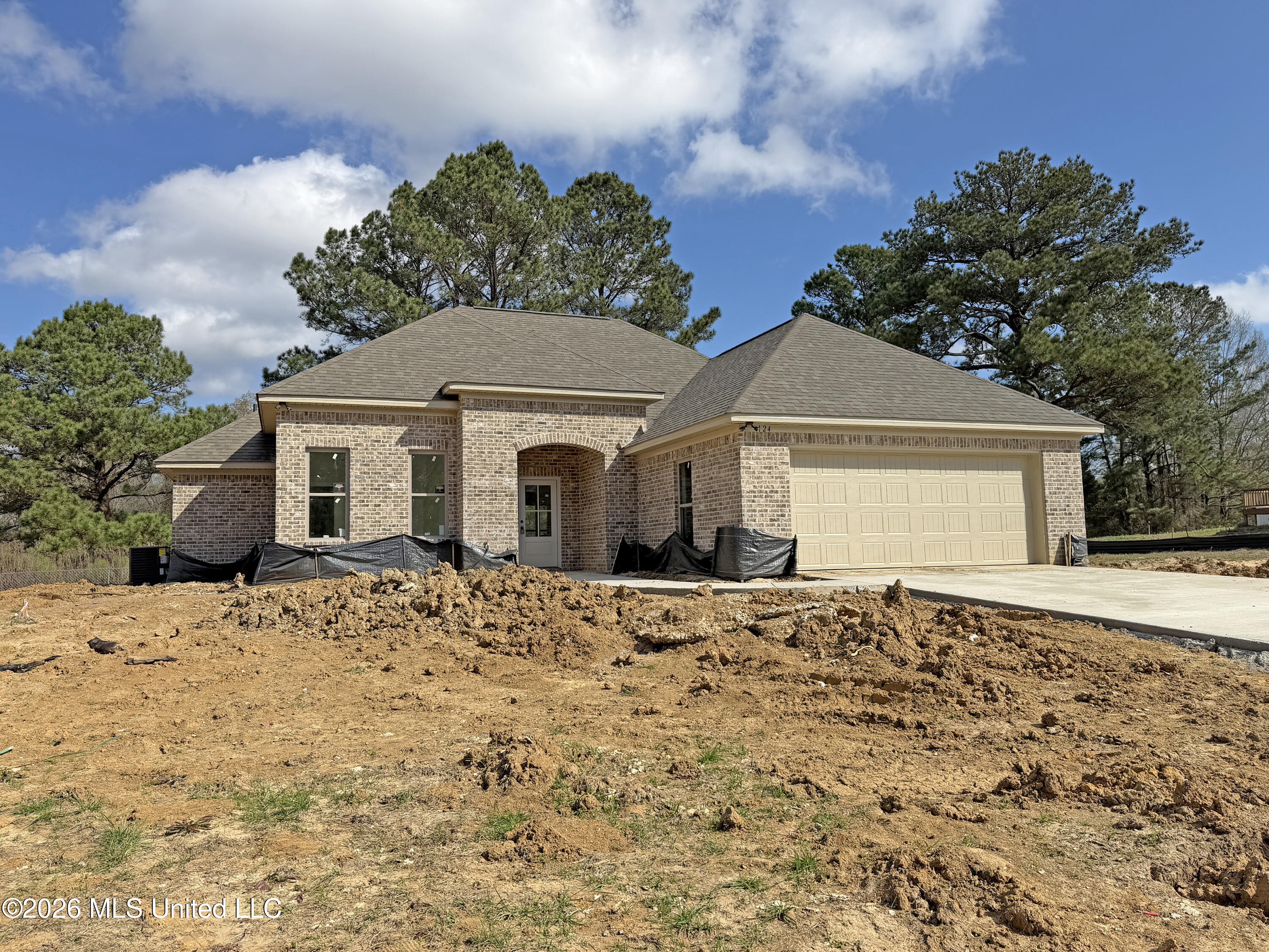124 Duffey Drive Florence, MS 39073 - Photo 1 of 31 Front