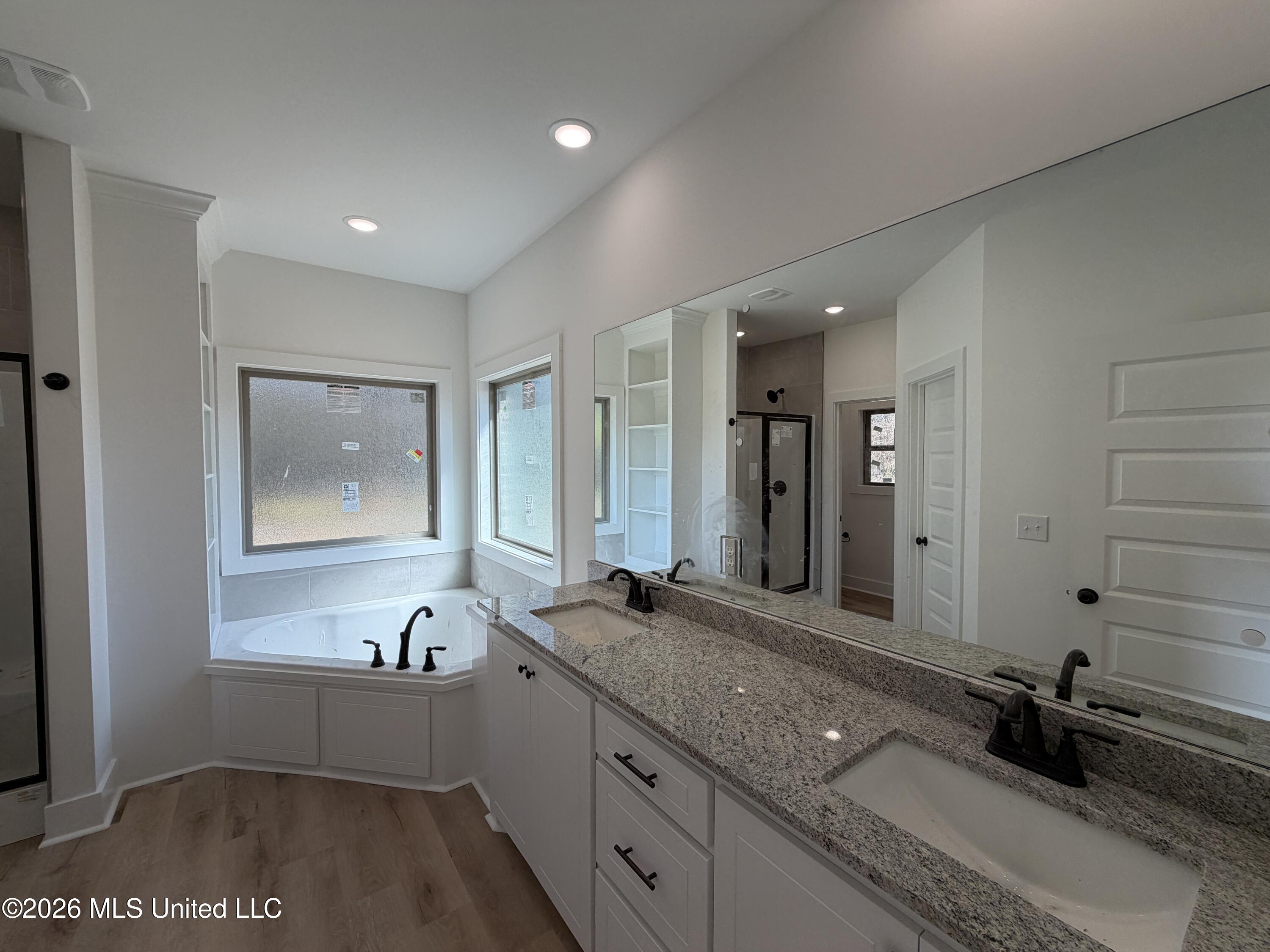 124 Duffey Drive Florence, MS 39073 - Photo 17 of 31 Photo Mar 03 2026, 10 15 25 AM