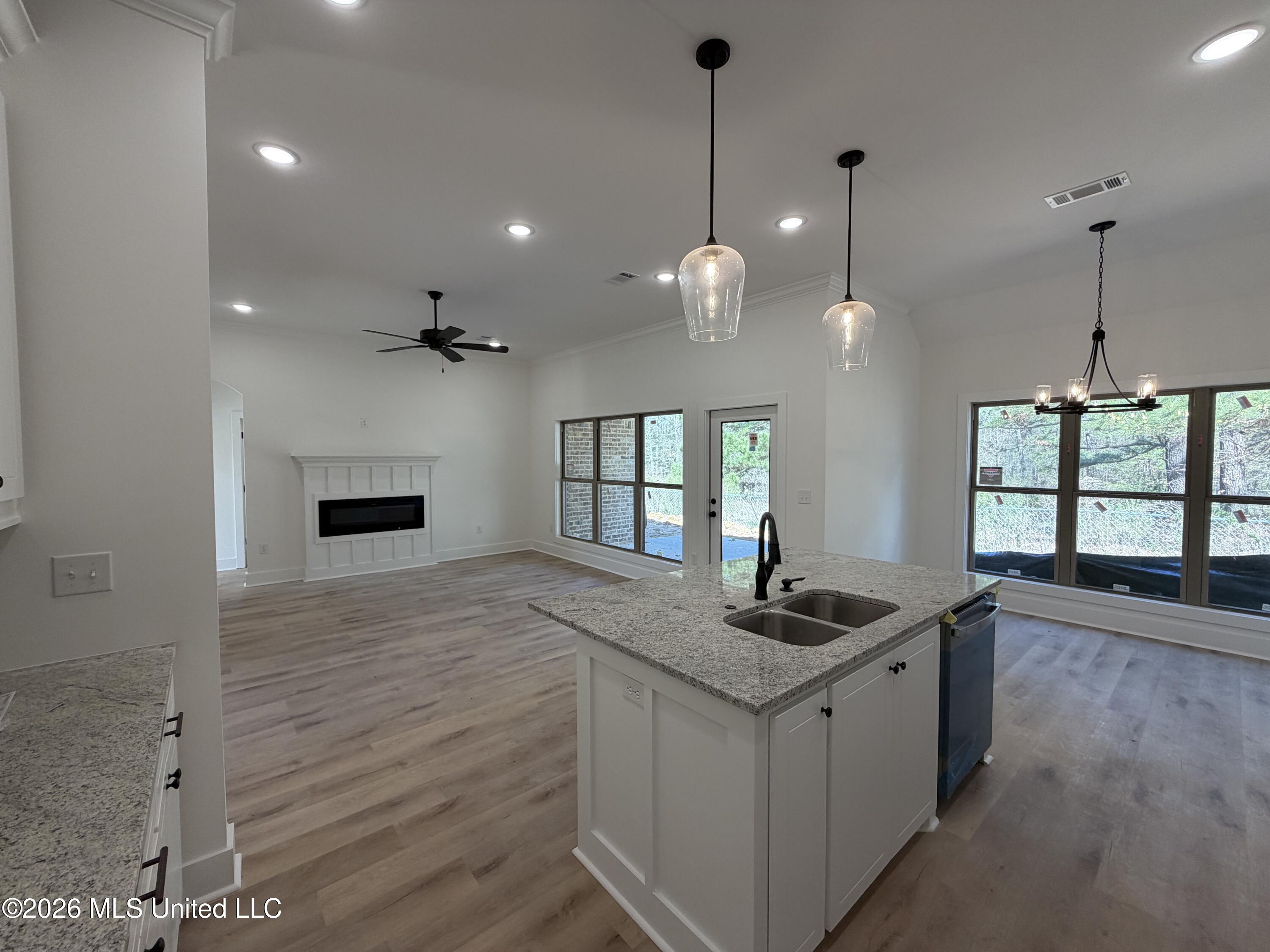 124 Duffey Drive Florence, MS 39073 - Photo 10 of 31 Photo Mar 03 2026, 10 14 05 AM