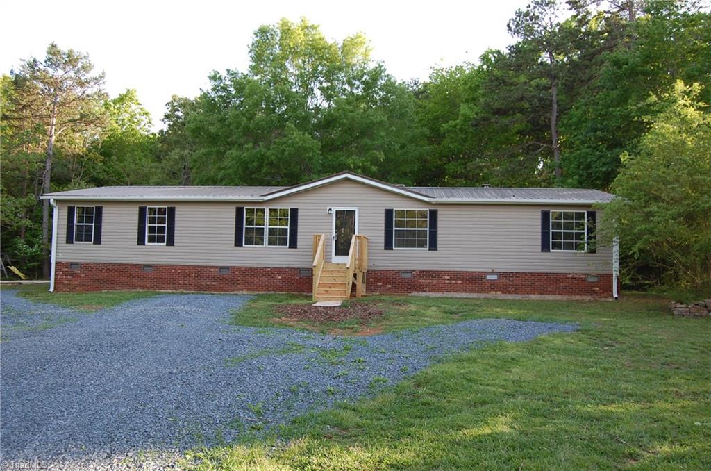 3850 Spinks Road Asheboro, NC 27205 - Photo 2 of 29