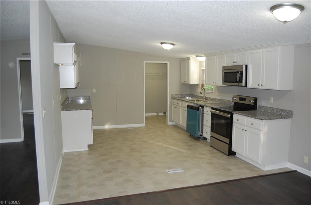 3850 Spinks Road Asheboro, NC 27205 - Photo 16 of 29