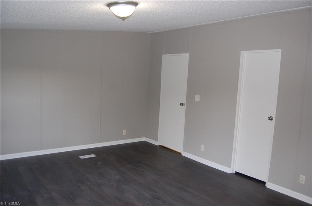 3850 Spinks Road Asheboro, NC 27205 - Photo 8 of 29
