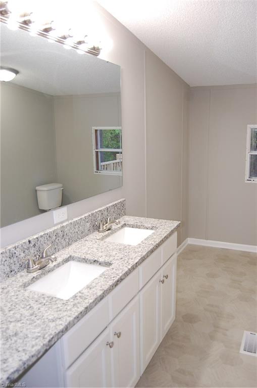 3850 Spinks Road Asheboro, NC 27205 - Photo 9 of 29