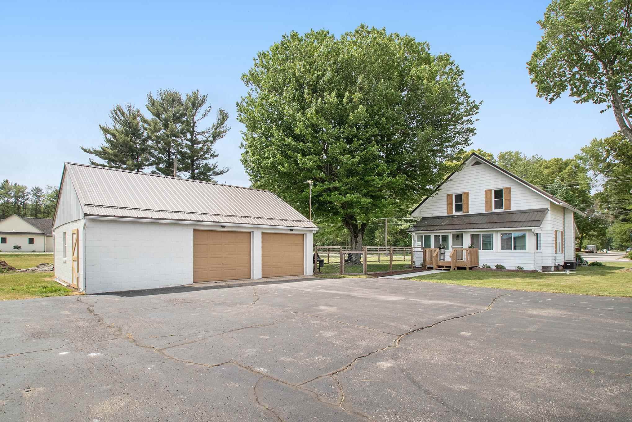 10646 Adams Road Granger, IN 46530 - Photo 32 of 36 Gallery Image 32