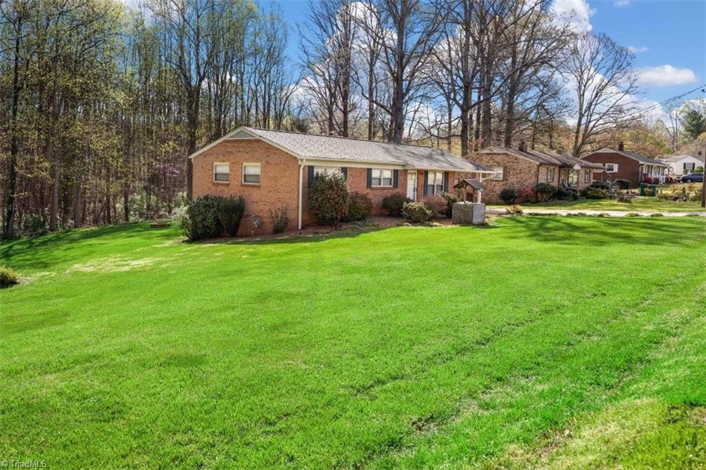 215 Academy Street Rural Hall, NC 27045 - Photo 3 of 31
