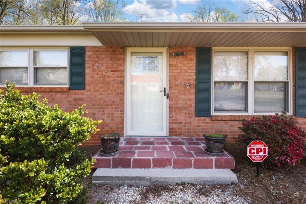 215 Academy Street Rural Hall, NC 27045 - Photo 4 of 31