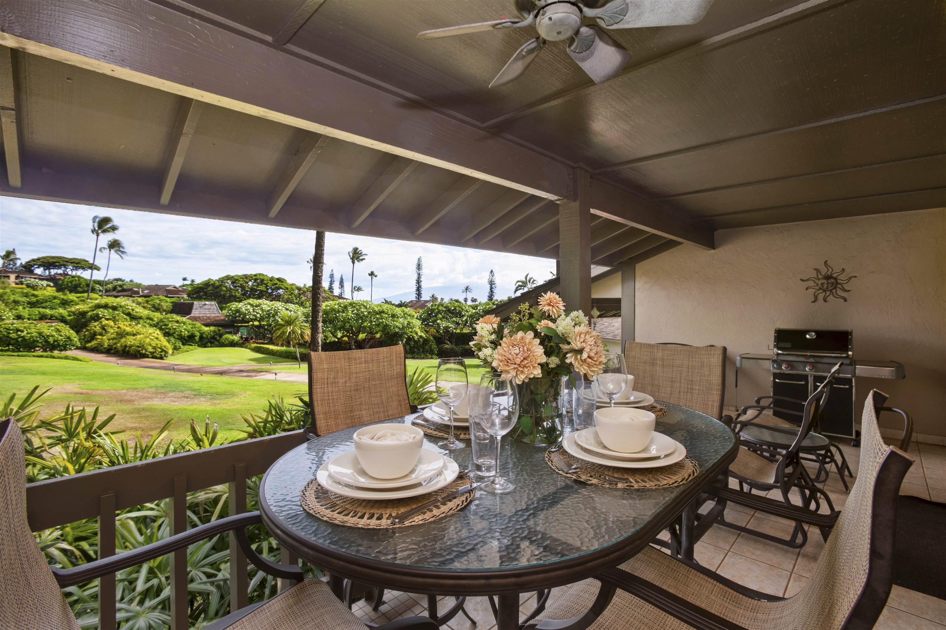 150 Puukolii Road, Unit 41 Lahaina, HI 96761 - Photo 25 of 34 a outdoor view with a sitting space