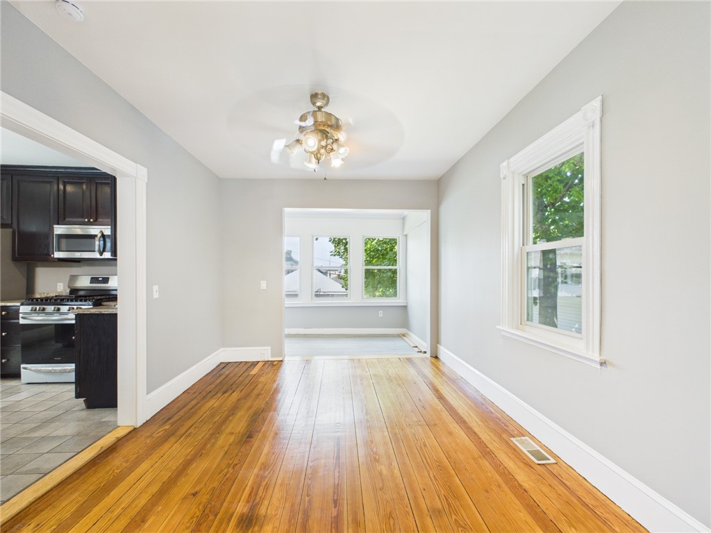 13 Clyde Street Providence, RI 02908 - Photo 9 of 35