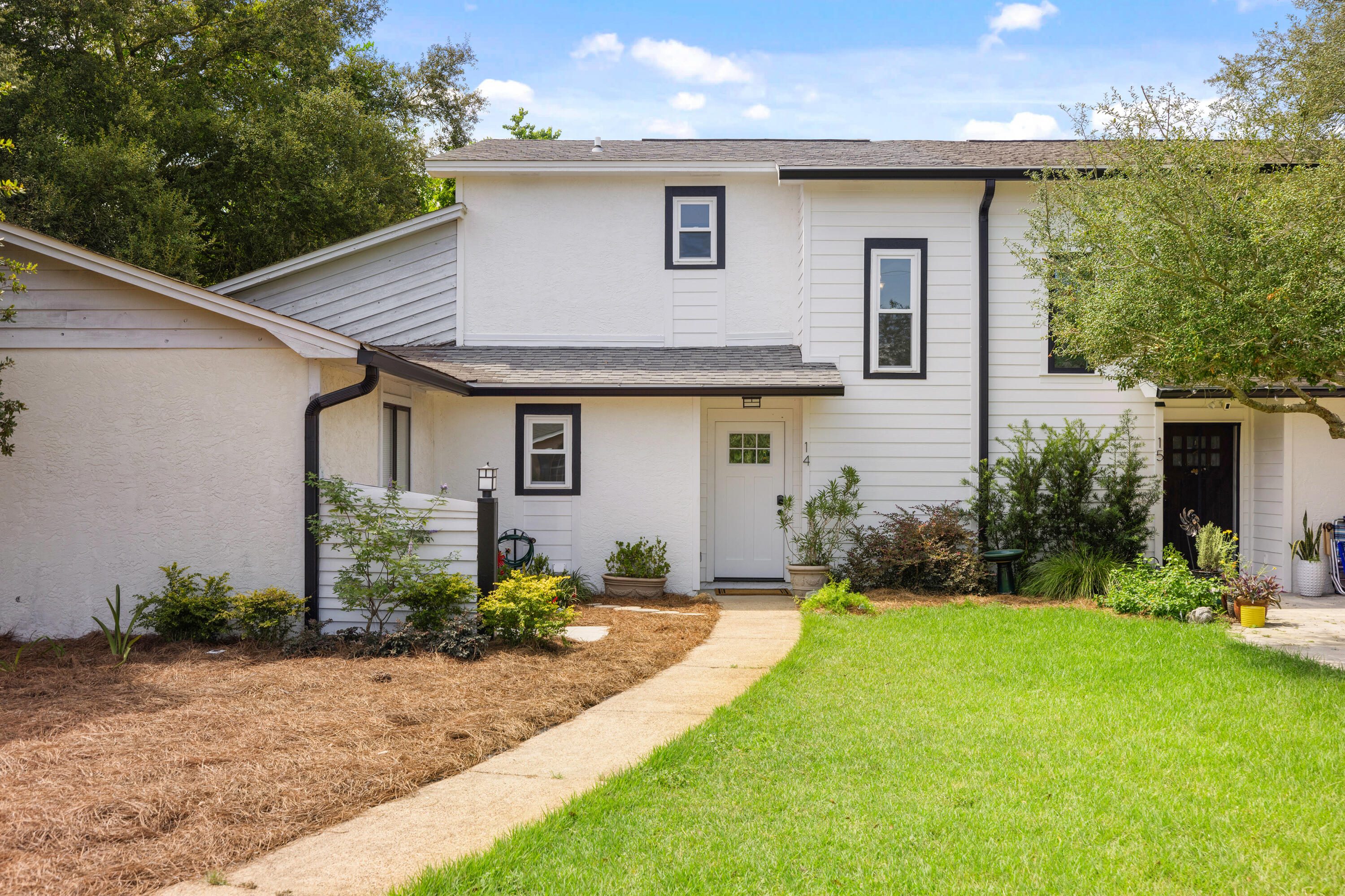 14 Pine Ridge Destin, FL 32541 - Photo 3 of 47 02