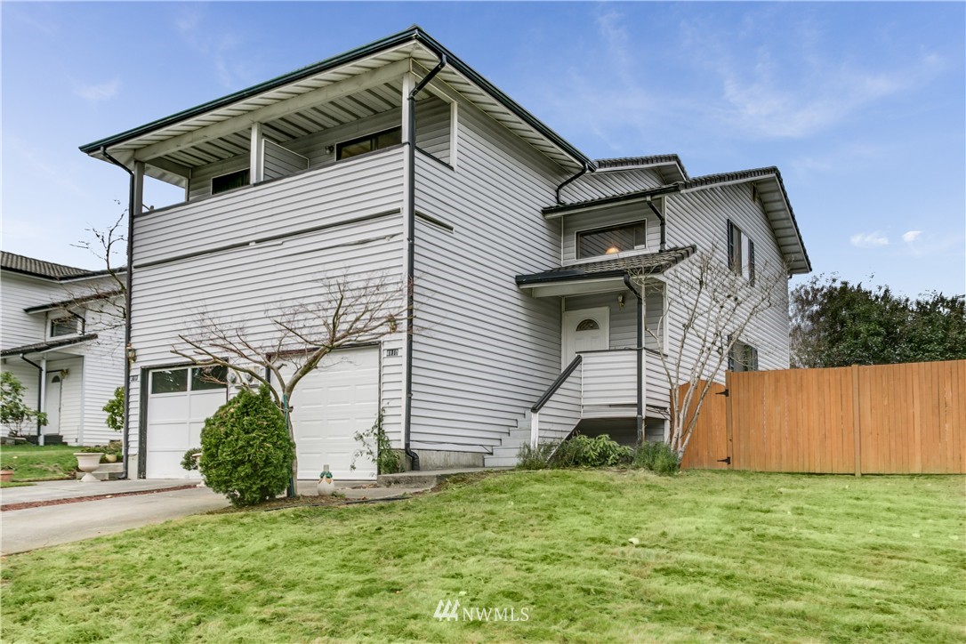 4110 Northeast 6th Place, Unit 2B Renton, WA 98059 - Photo 1 of 21