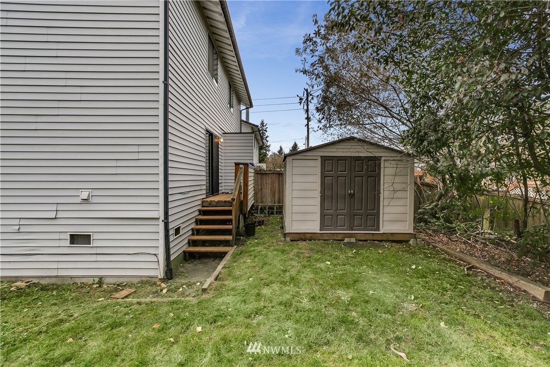 4110 Northeast 6th Place, Unit 2B Renton, WA 98059 - Photo 9 of 21