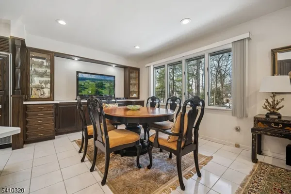 $1,425,000 | 137 High Oaks Drive, Warren, NJ 07059