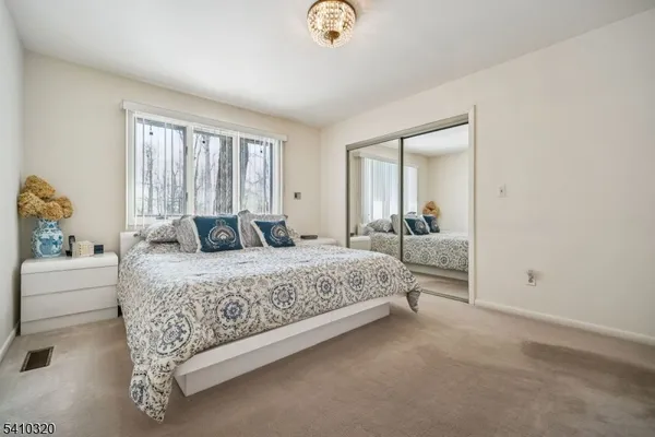 $1,425,000 | 137 High Oaks Drive, Warren, NJ 07059