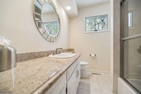 $1,425,000 | 137 High Oaks Drive, Warren, NJ 07059