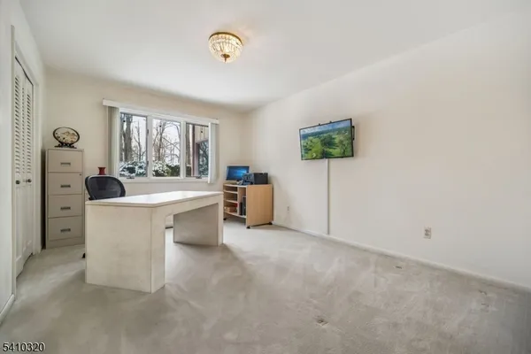 $1,425,000 | 137 High Oaks Drive, Warren, NJ 07059