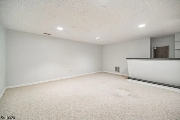 $1,425,000 | 137 High Oaks Drive, Warren, NJ 07059