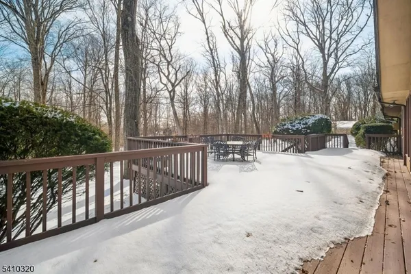 $1,425,000 | 137 High Oaks Drive, Warren, NJ 07059