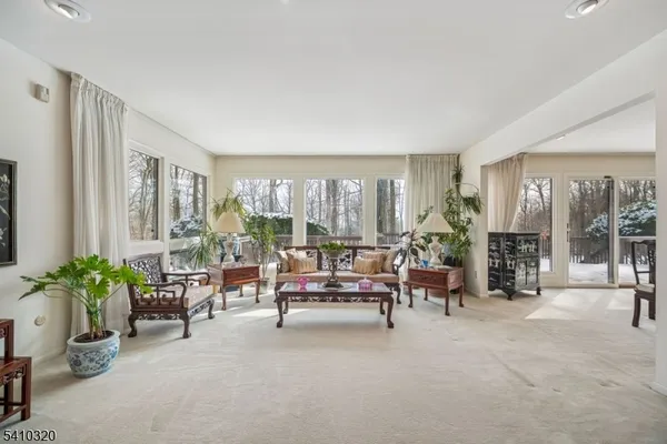 $1,425,000 | 137 High Oaks Drive, Warren, NJ 07059