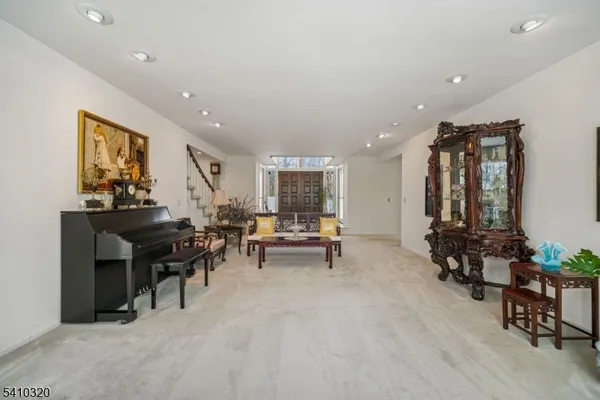 $1,425,000 | 137 High Oaks Drive, Warren, NJ 07059