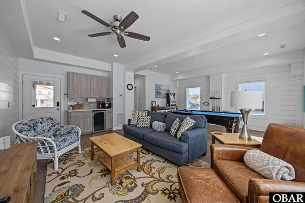 $915,000 | 4236 Lindbergh Avenue, Kitty Hawk, NC 27949