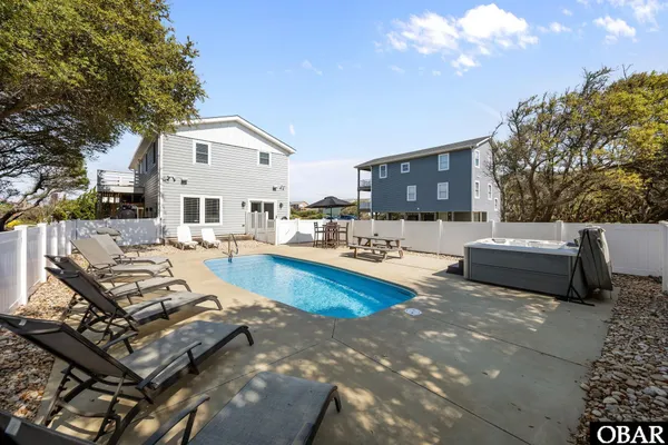 $915,000 | 4236 Lindbergh Avenue, Kitty Hawk, NC 27949