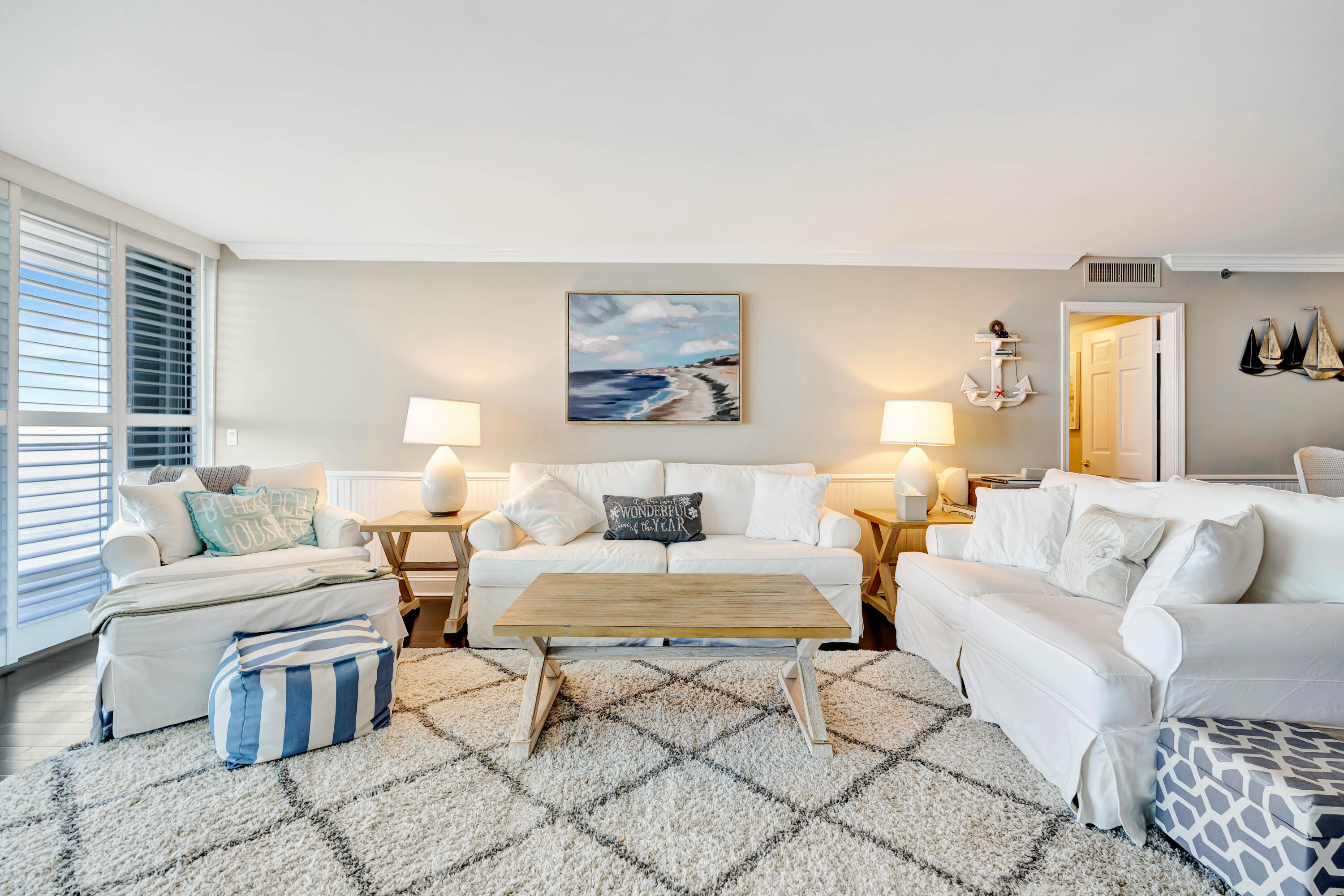 100 South Beach Road, Unit 903 Jupiter, FL 33469 - Photo 8 of 56 Coastal Interiors