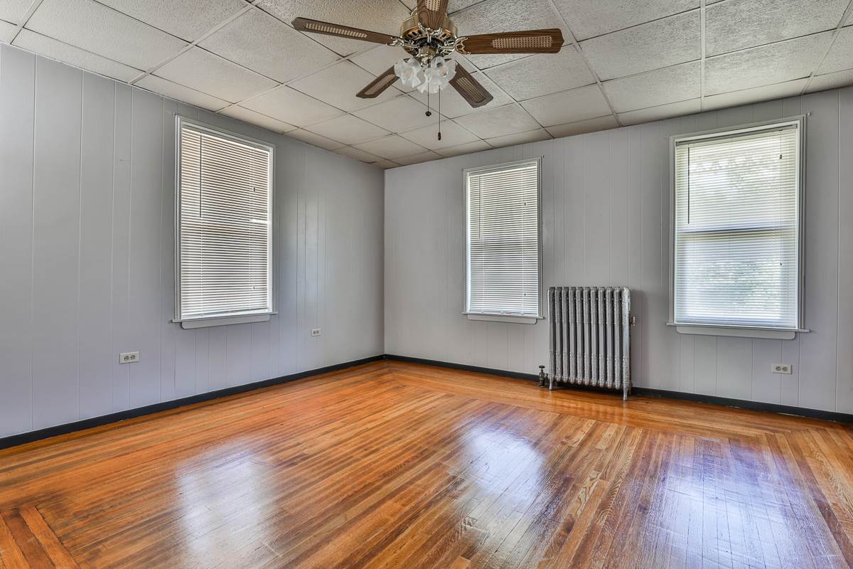 1 South Policy Street Salem, NH 03079 - Photo 11 of 33