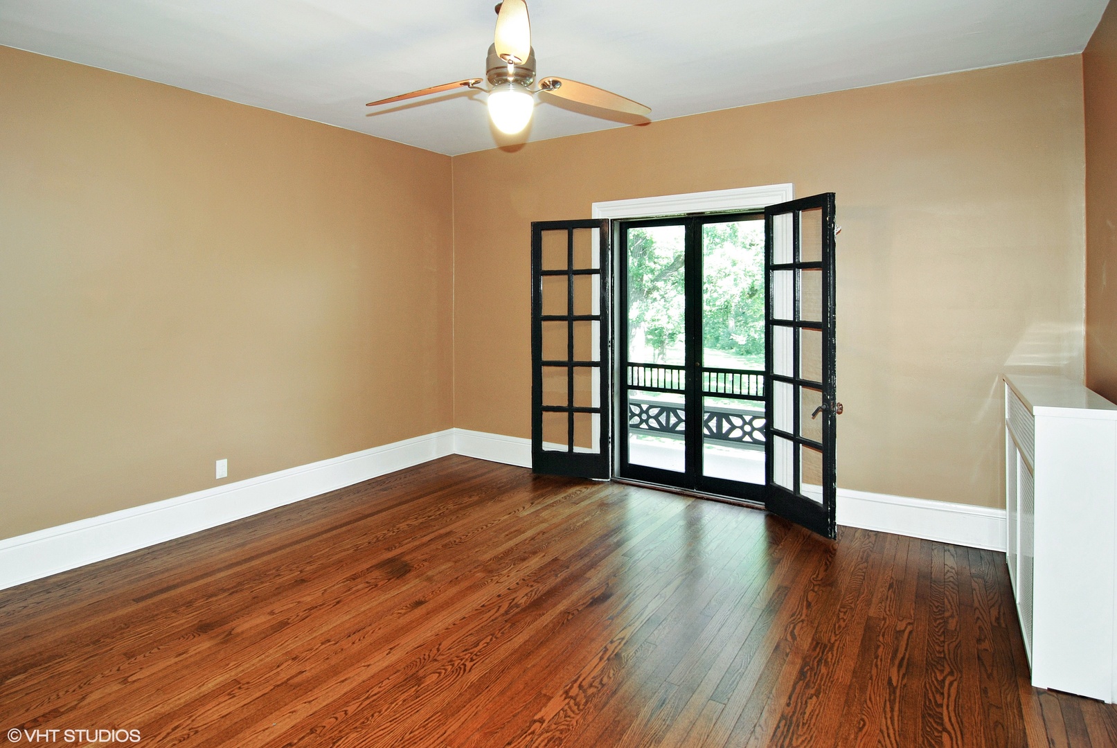 100 Fairbank Road Riverside, IL 60546 - Photo 27 of 36