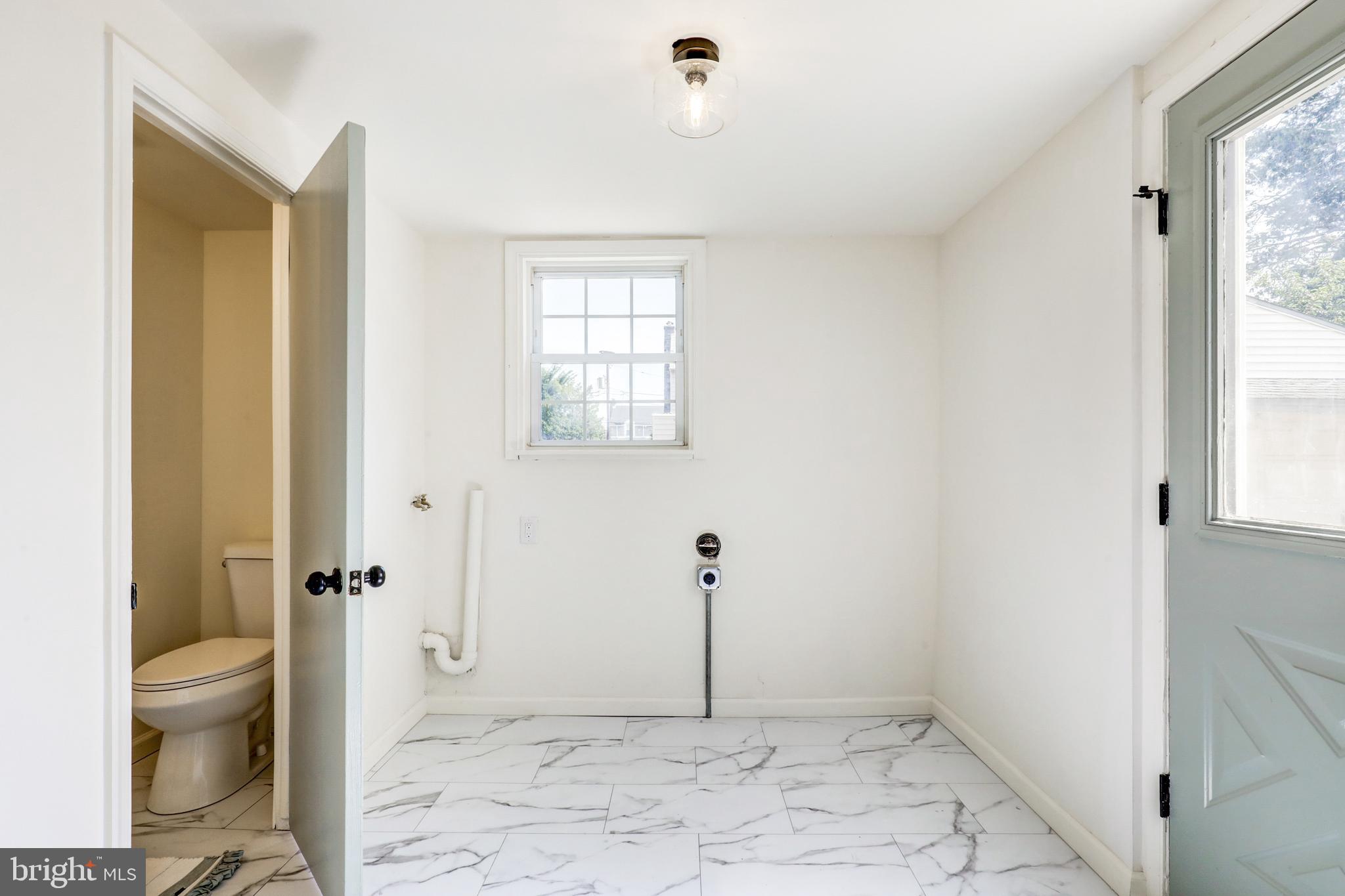 225 Lynbrooke Road Springfield, PA 19064 - Photo 12 of 38