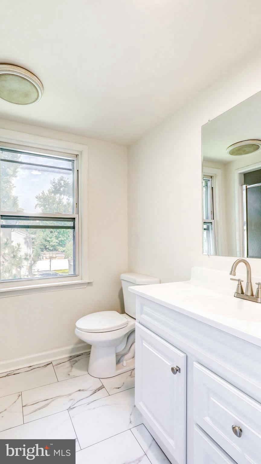 225 Lynbrooke Road Springfield, PA 19064 - Photo 17 of 38