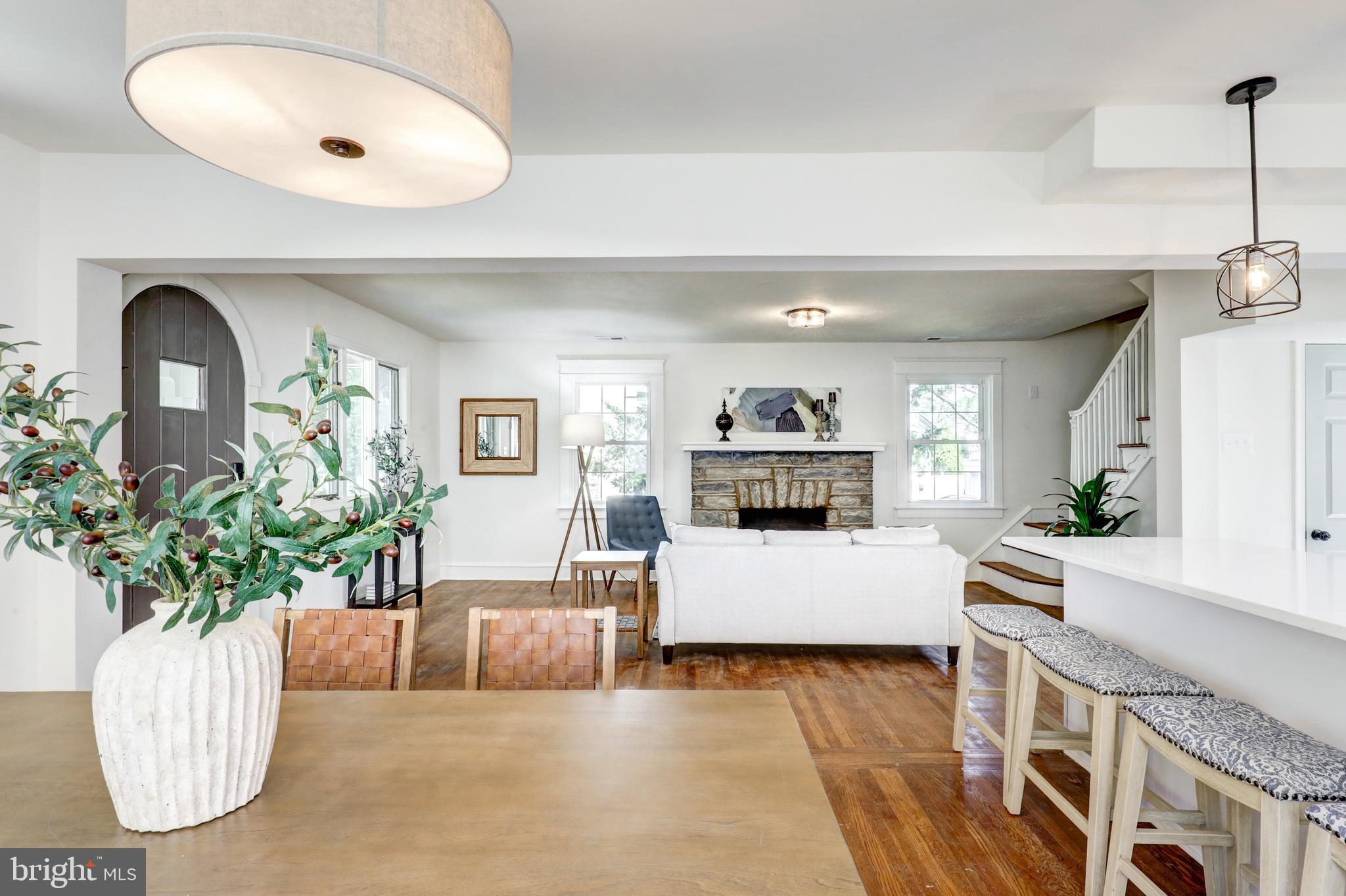 225 Lynbrooke Road Springfield, PA 19064 - Photo 4 of 38