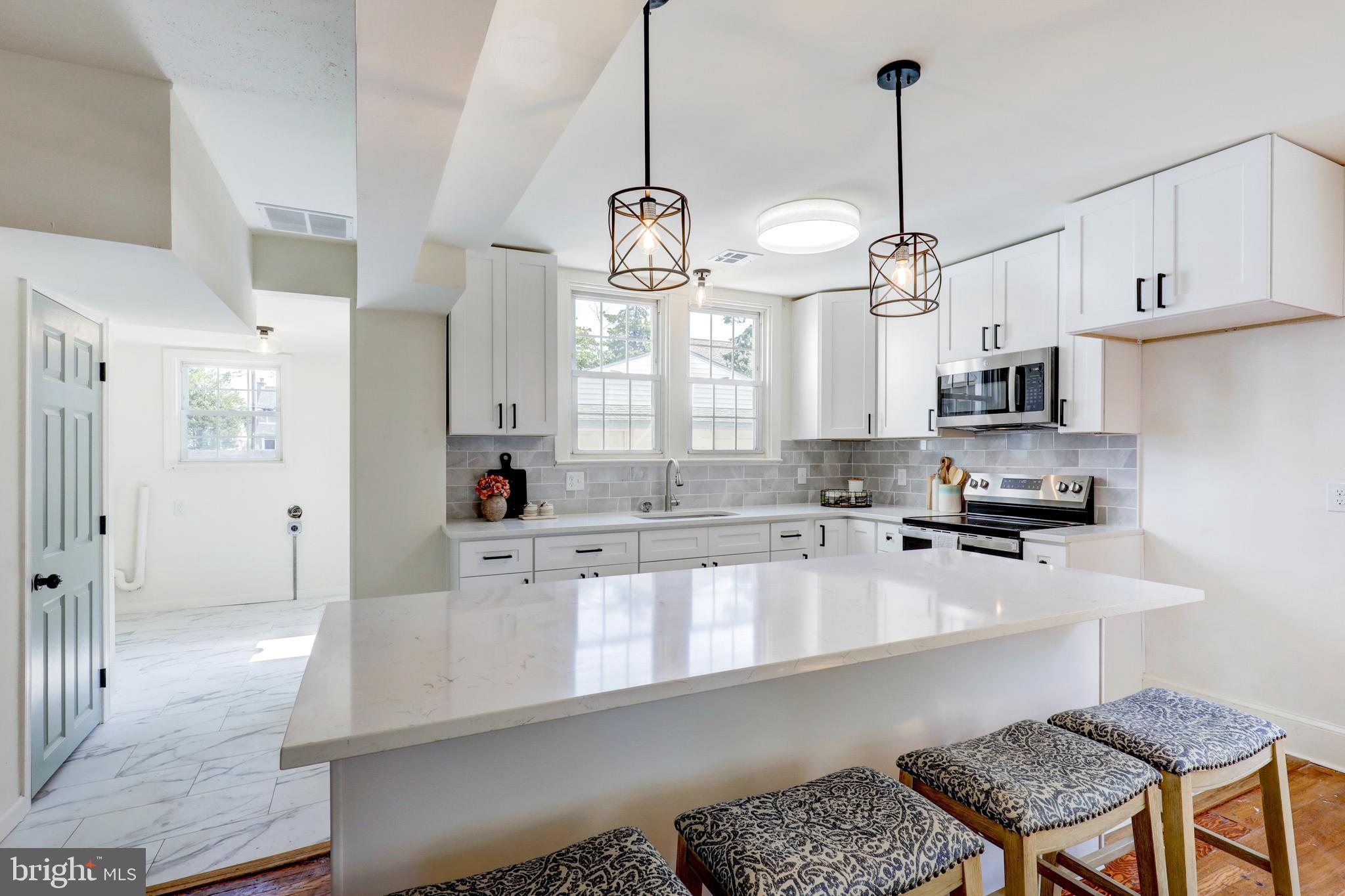 225 Lynbrooke Road Springfield, PA 19064 - Photo 7 of 38