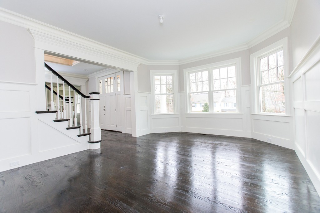 235 Lowell Road Wellesley, MA 02481 - Photo 4 of 30