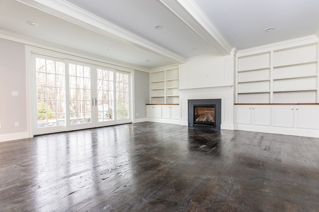 235 Lowell Road Wellesley, MA 02481 - Photo 7 of 30