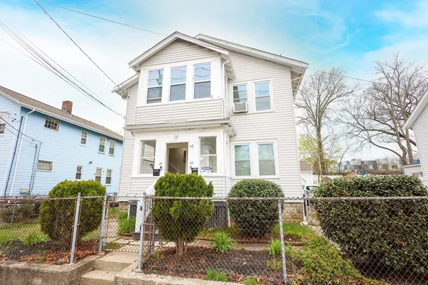 $2,800 | 43-45 Belnel Road, Unit 2, Boston, MA 02136