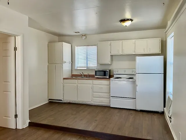 $700 | 308 Highland Estates Drive, Unit A, Round Rock, TX 78664