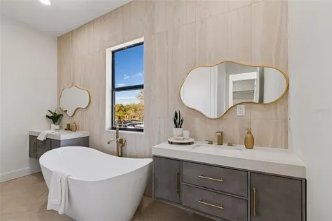 $1,299,999 | 4714 West Leila Avenue, Tampa, FL 33616