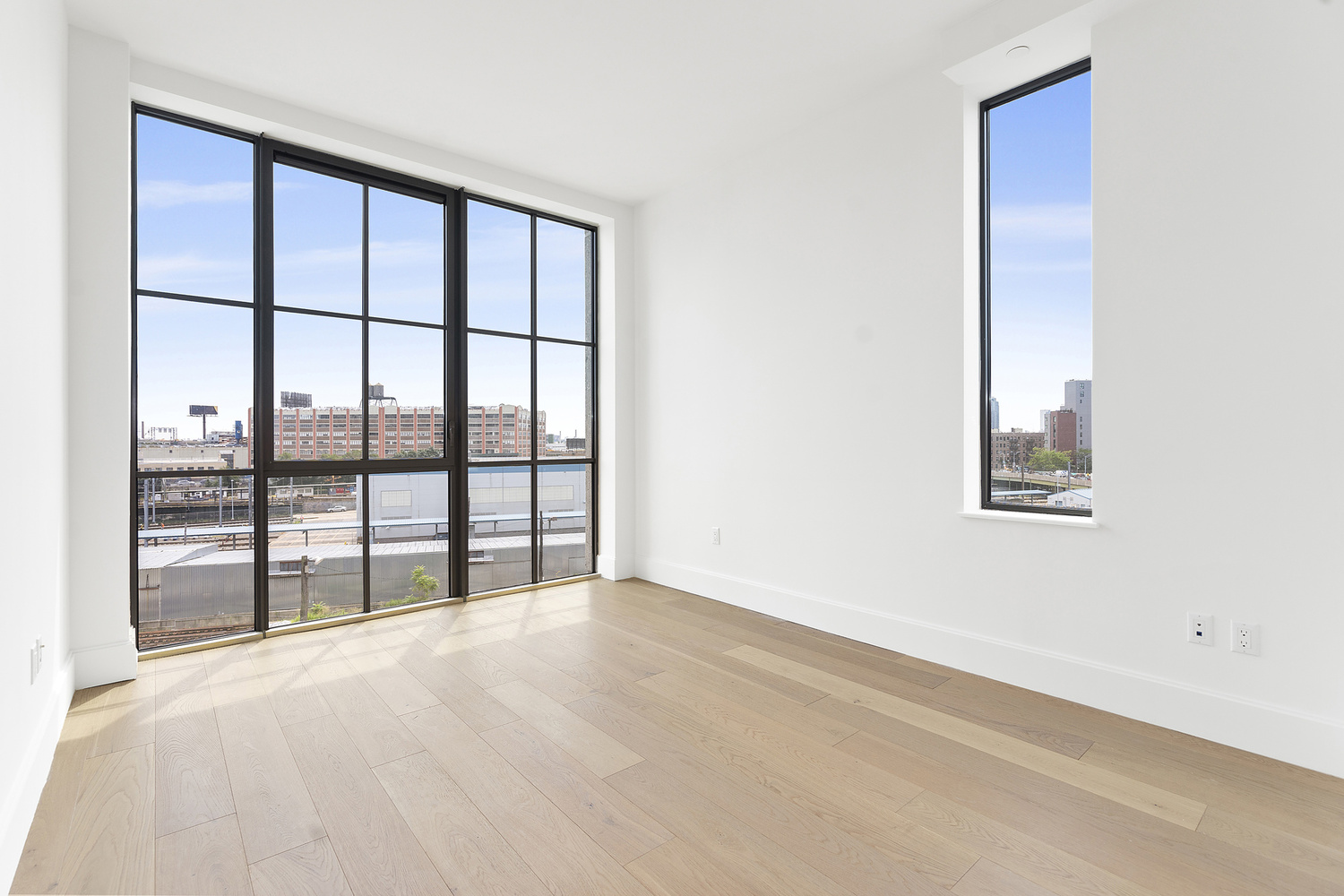 22-18 Jackson Avenue, Unit 612 Queens, NY 11101 - Photo 3 of 16