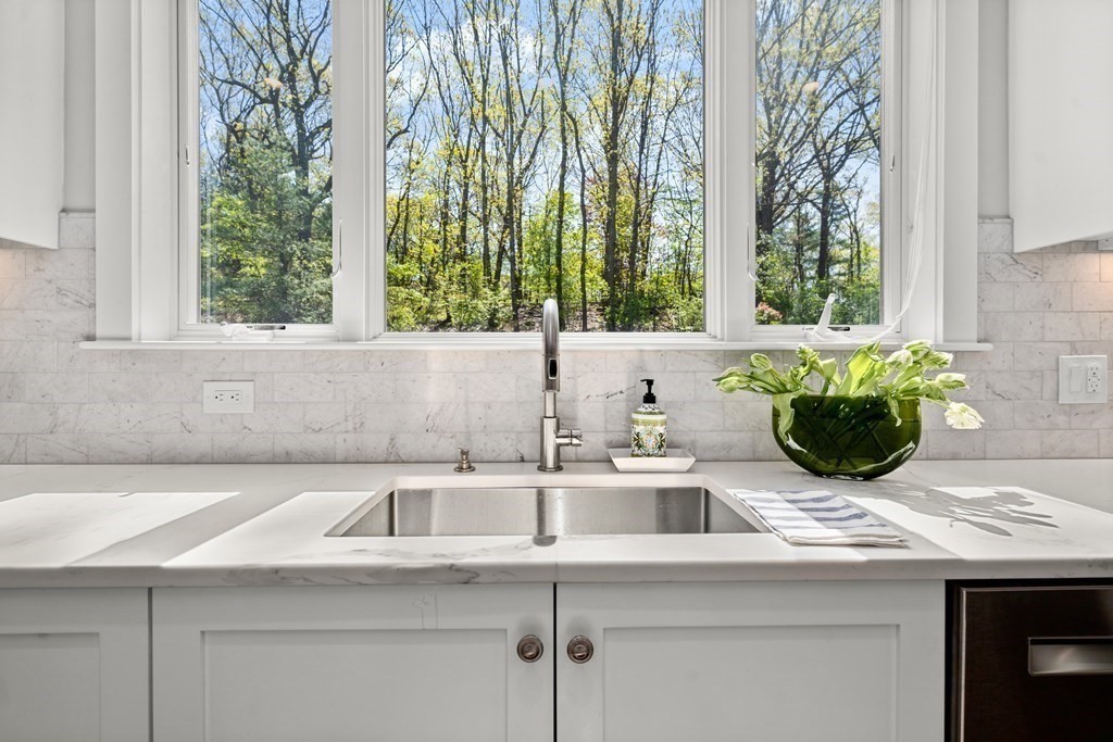 33 Birch Hill Road Belmont, MA 02478 - Photo 8 of 41 Gallery Image 8