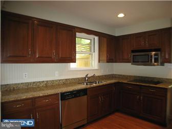 194 Dayleview Road Berwyn, PA 19312 - Photo 4 of 12 Kitchen